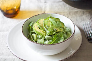 Salade de fèves au fenouil, crème de pesto au Thermomix