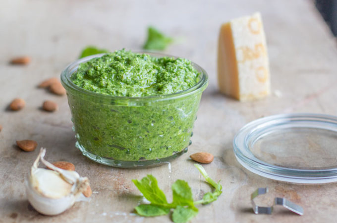 Pesto de fanes de radis au Thermomix