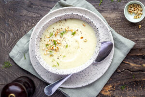 Velouté de fenouil et pignons de pin au Thermomix