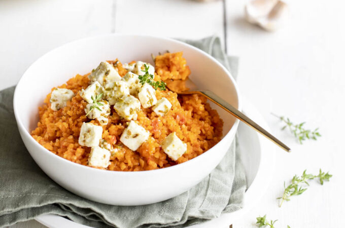 Pilaf de boulgour à la tomate et feta marinée au Thermomix