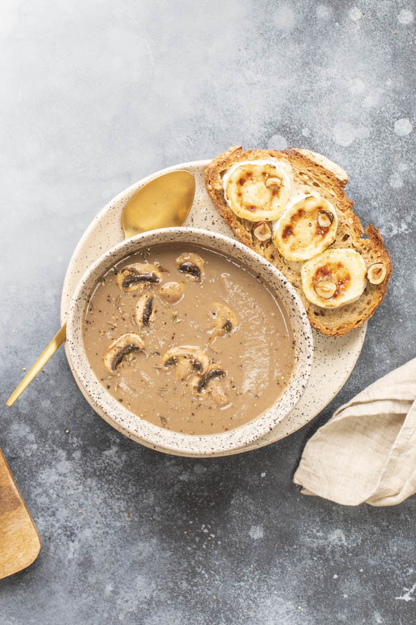 Velouté de champignons & toasts de chèvre chaud au miel au Thermomix