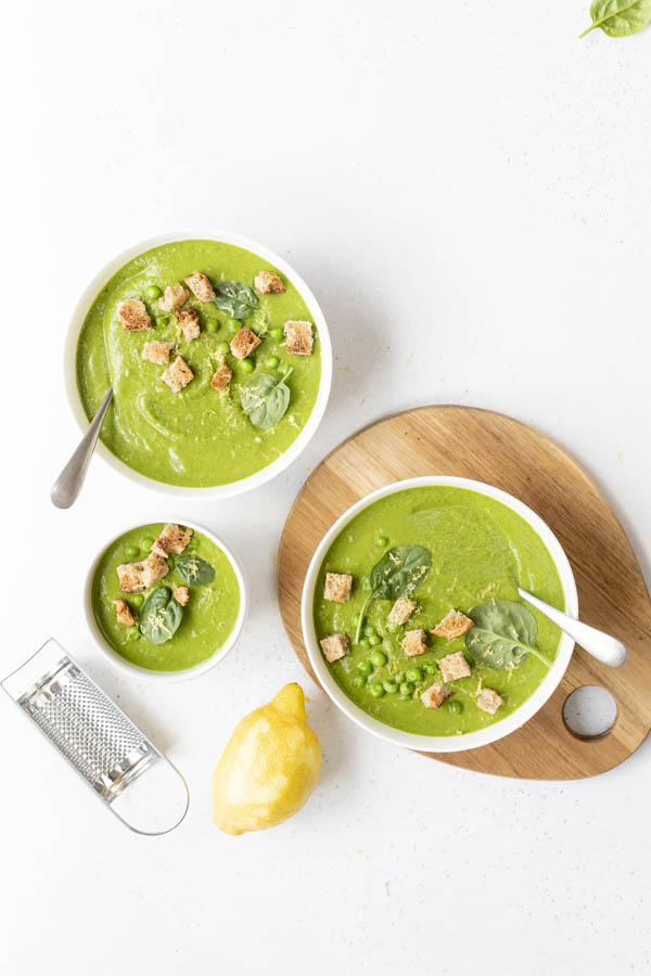 Soupe froide de petits pois aux épinards & croûtons au citron au Thermomix