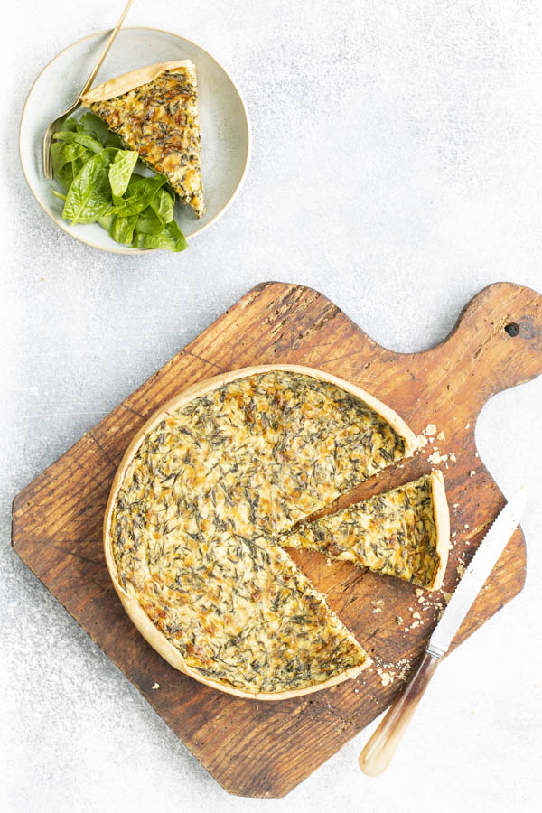 Quiche aux fanes de carotte et au cheddar au Thermomix