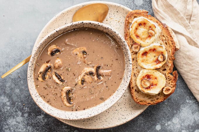 velouté de champignons au thermomix et toast chèvre miel