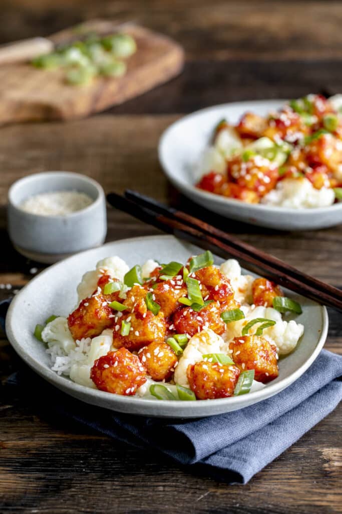 Assiette de tofu croustillant au Thermomix