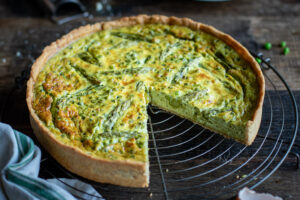 Quiche verte aux asperges, petits pois et parmesan au Thermomix