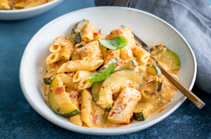One pot pasta crémeuses aux tomates séchées, courgettes et poulet au Thermomix