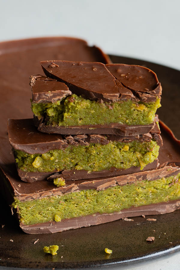 Tablette de chocolat de Dubaï avec ingrédients du supermarché au Thermomix