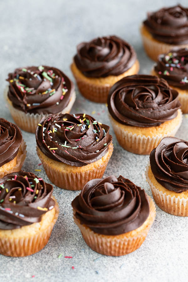 Cupcakes sans oeufs vanille chocolat au Thermomix