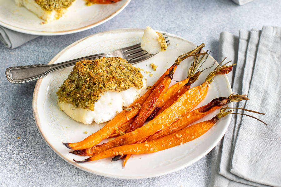 Dos de cabillaud croûte de noisettes carottes rôties au Thermomix